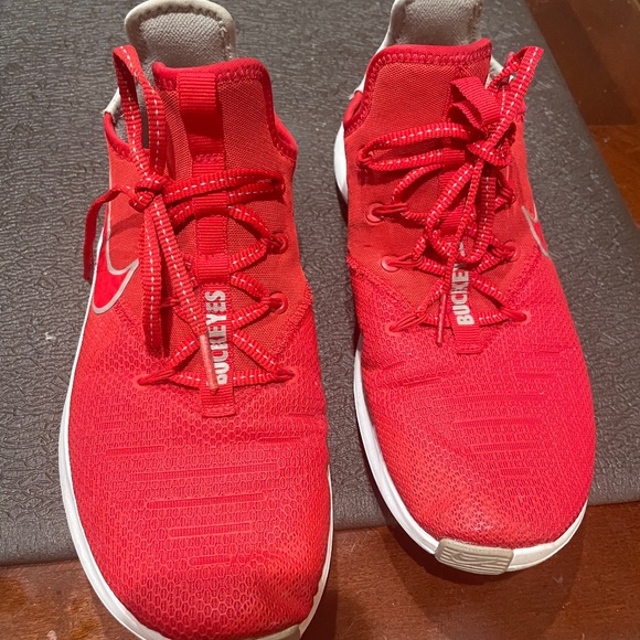 Nike Free Ohio State Sneakers - Picture 1 of 3